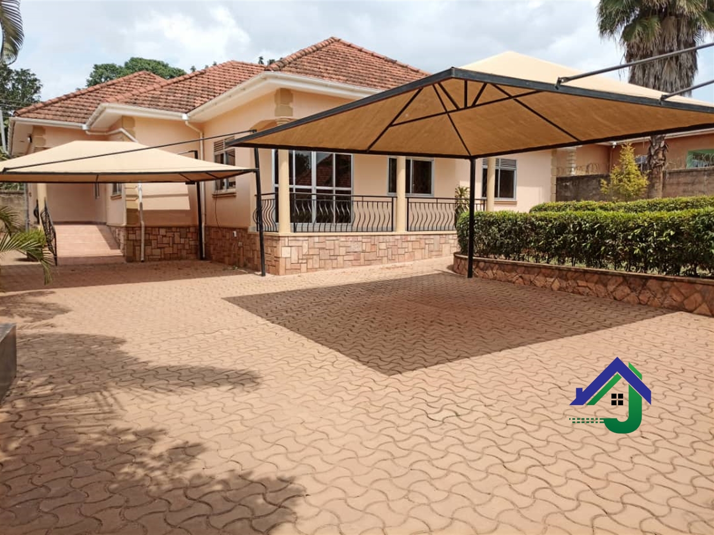 Bungalow for rent in Najjera Wakiso