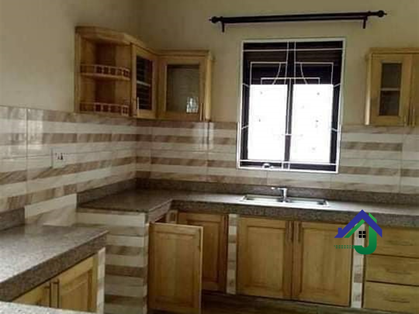 Town House for rent in Ntinda Kampala