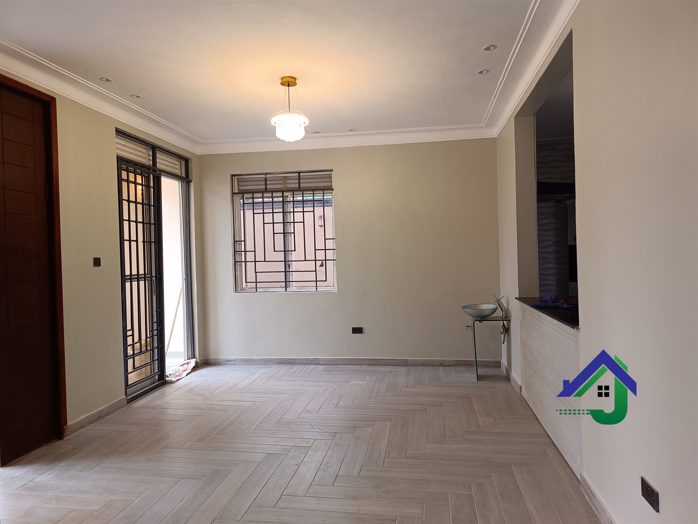 Duplex for sale in Kyanja Kampala