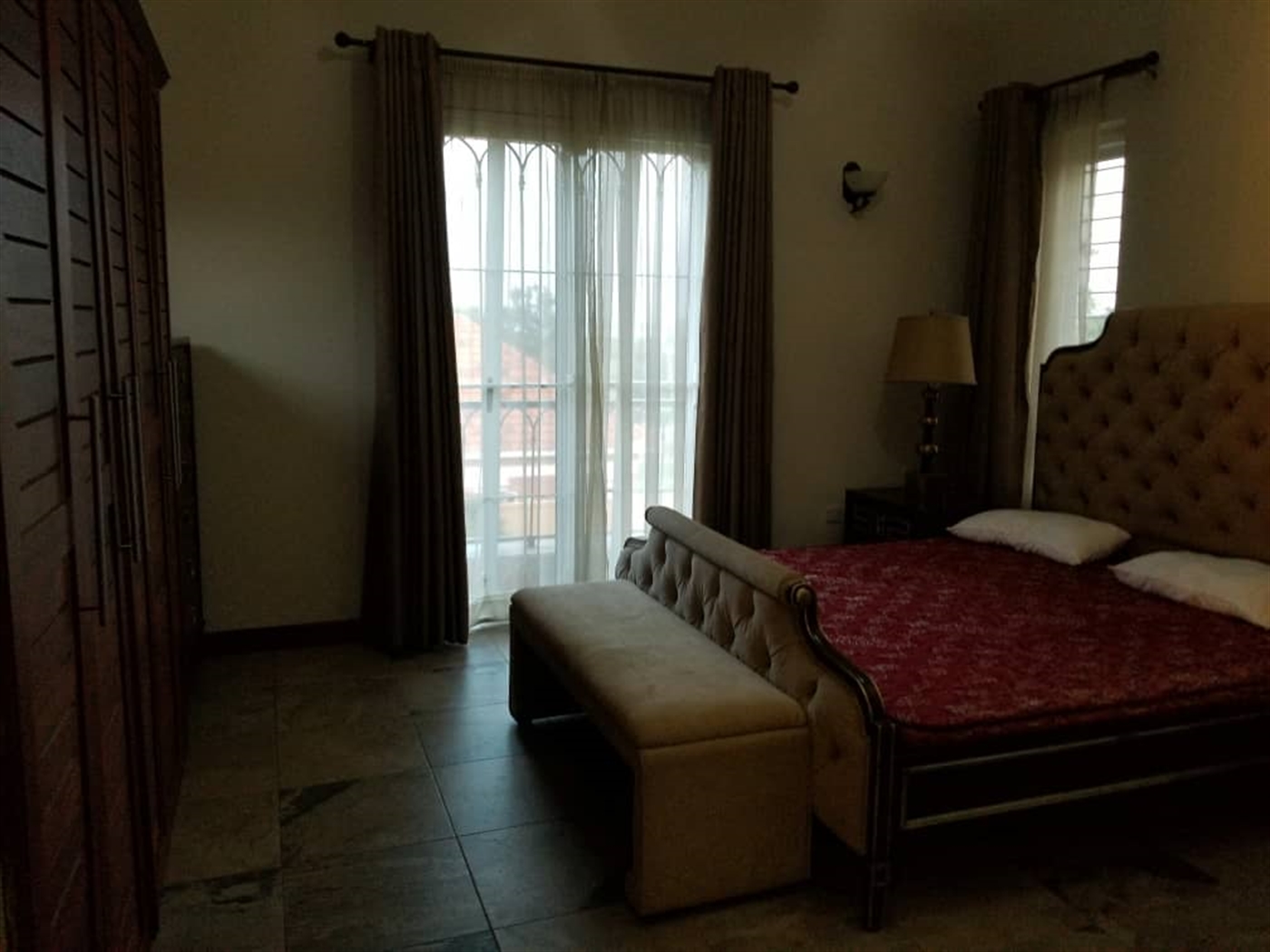 Town House for rent in Munyonyo Kampala