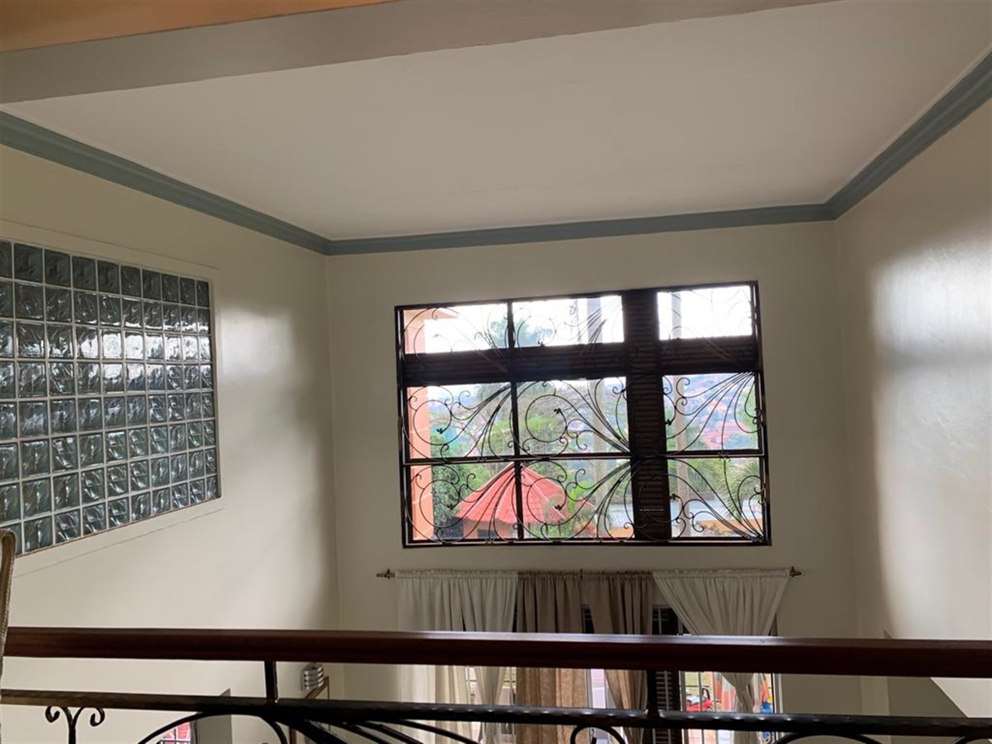 Mansion for rent in Kololo Kampala