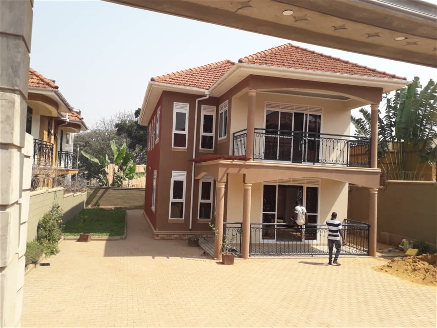 Mansion for sale in Namugongo Wakiso