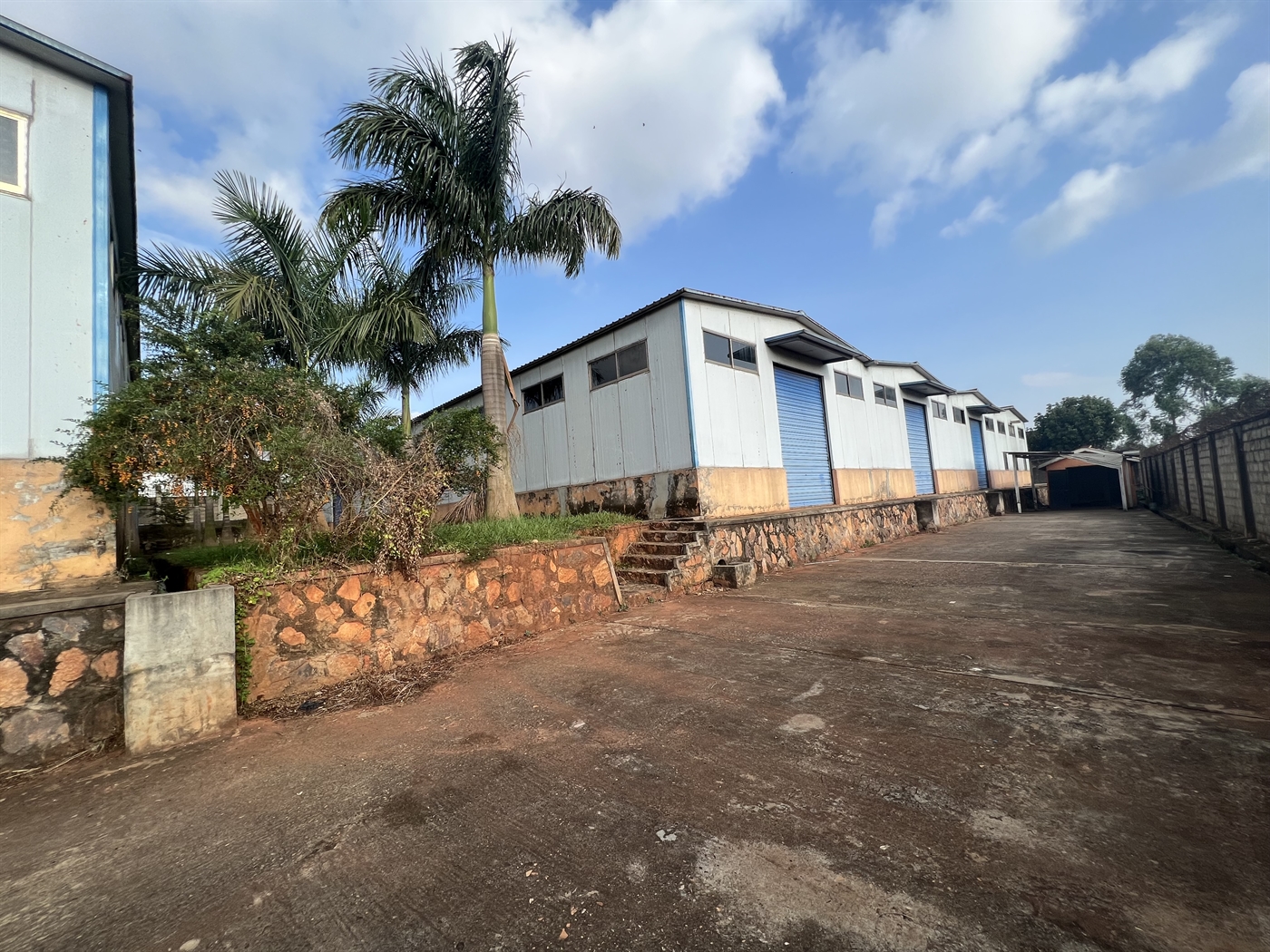 Warehouse for rent in Luzira Kampala