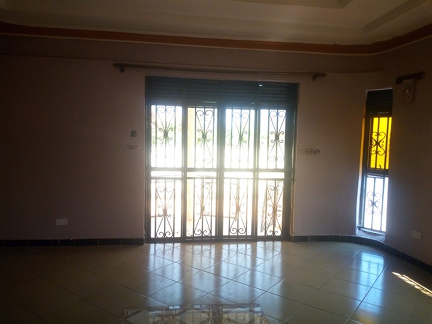 Semi Detached for rent in Kiwaatule Kampala