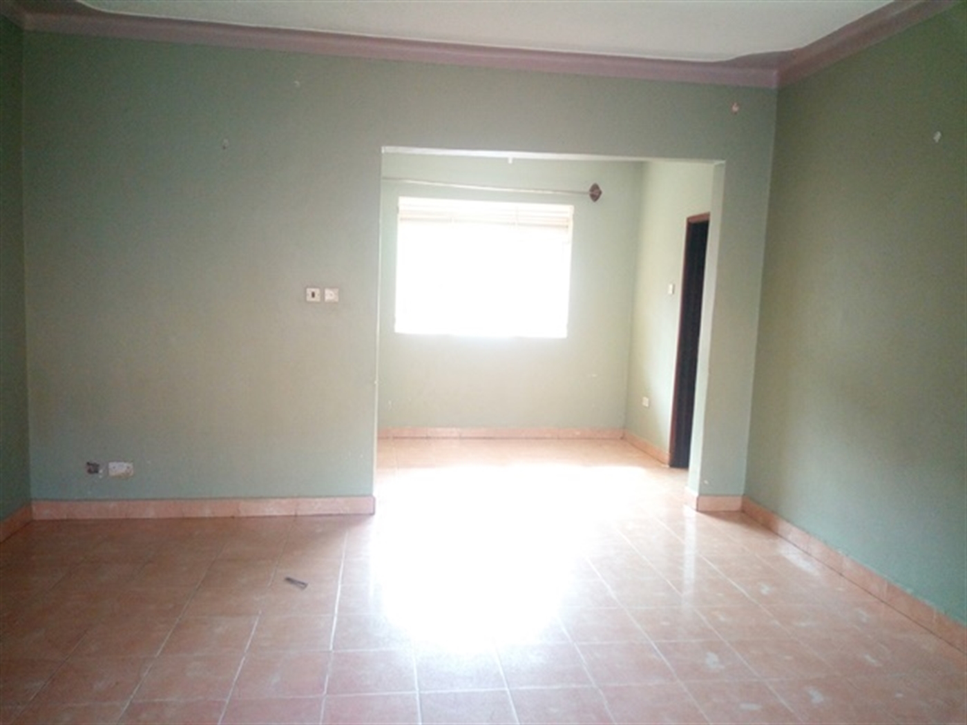 Bungalow for rent in Naalya Kampala