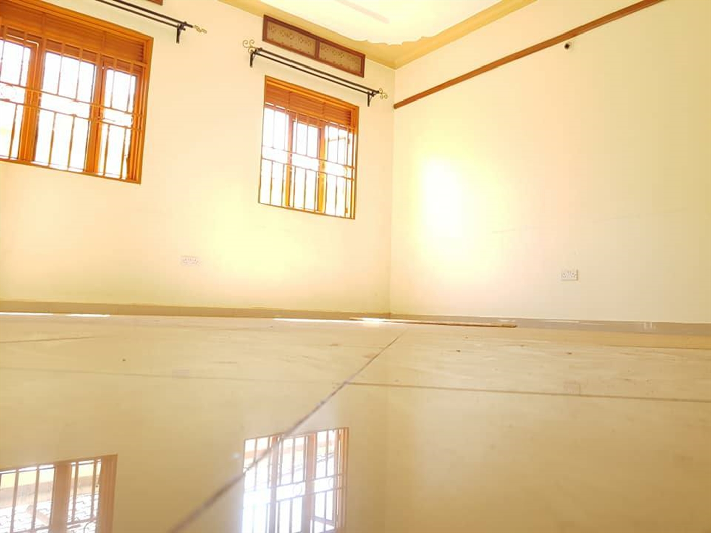 Semi Detached for rent in Kisaasi Kampala