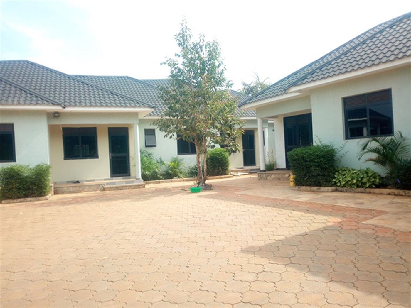 Semi Detached for rent in Naalya Kampala