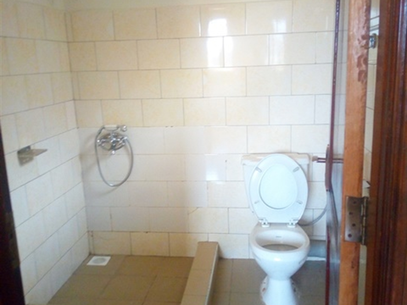 Semi Detached for rent in Najjera Wakiso