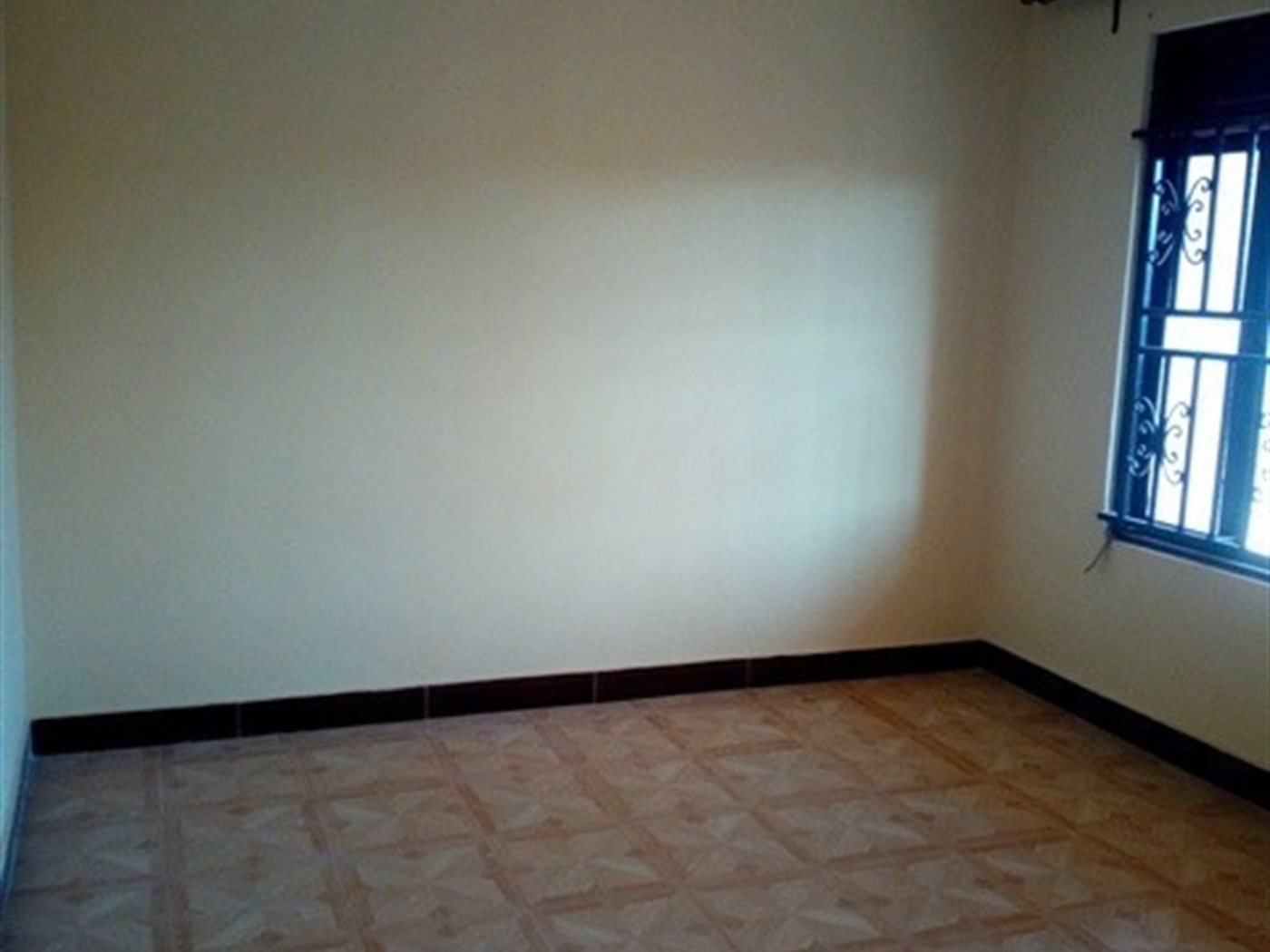 Semi Detached for rent in Kisaasi Kampala