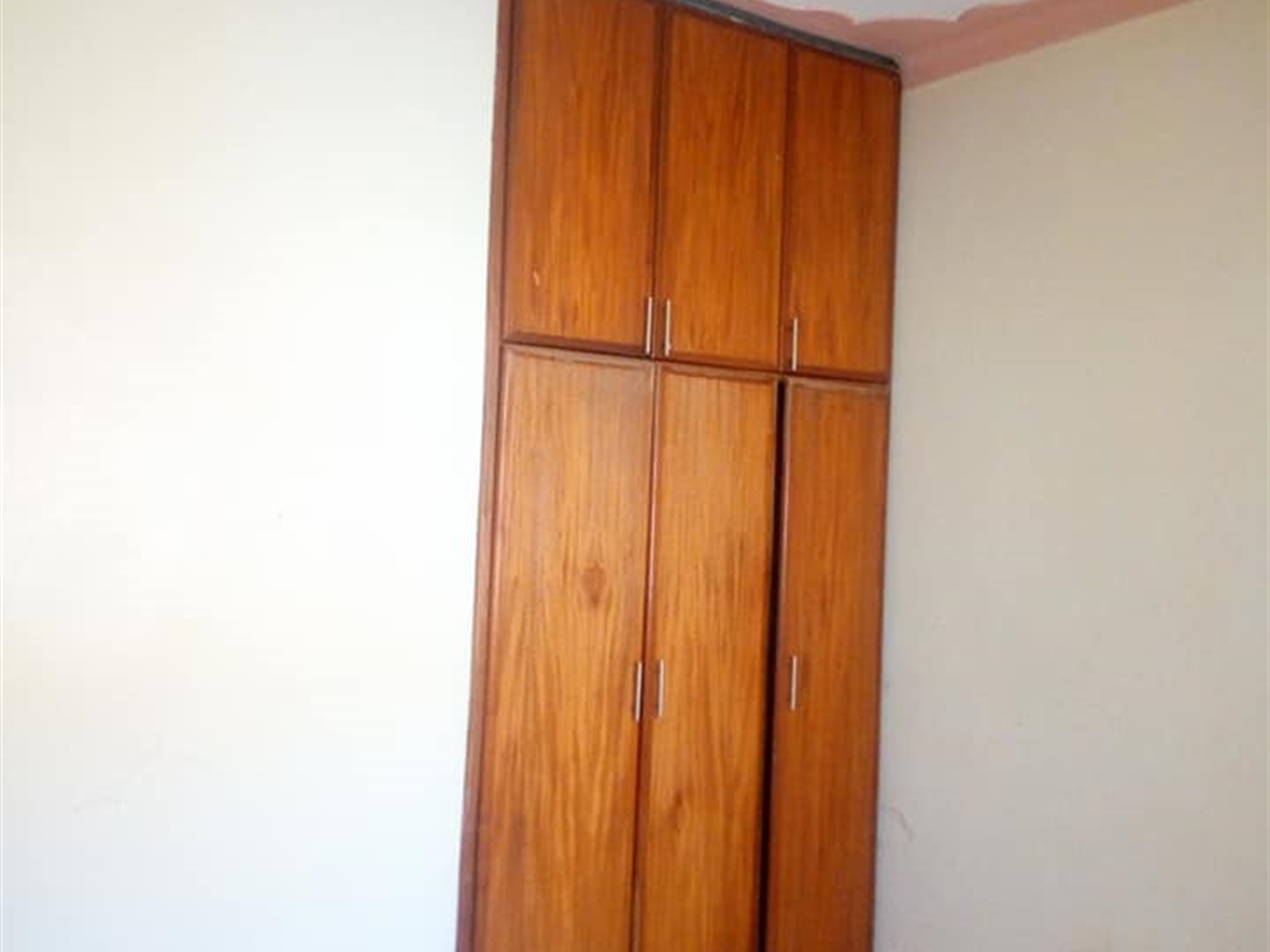 Semi Detached for rent in Kisaasi Kampala