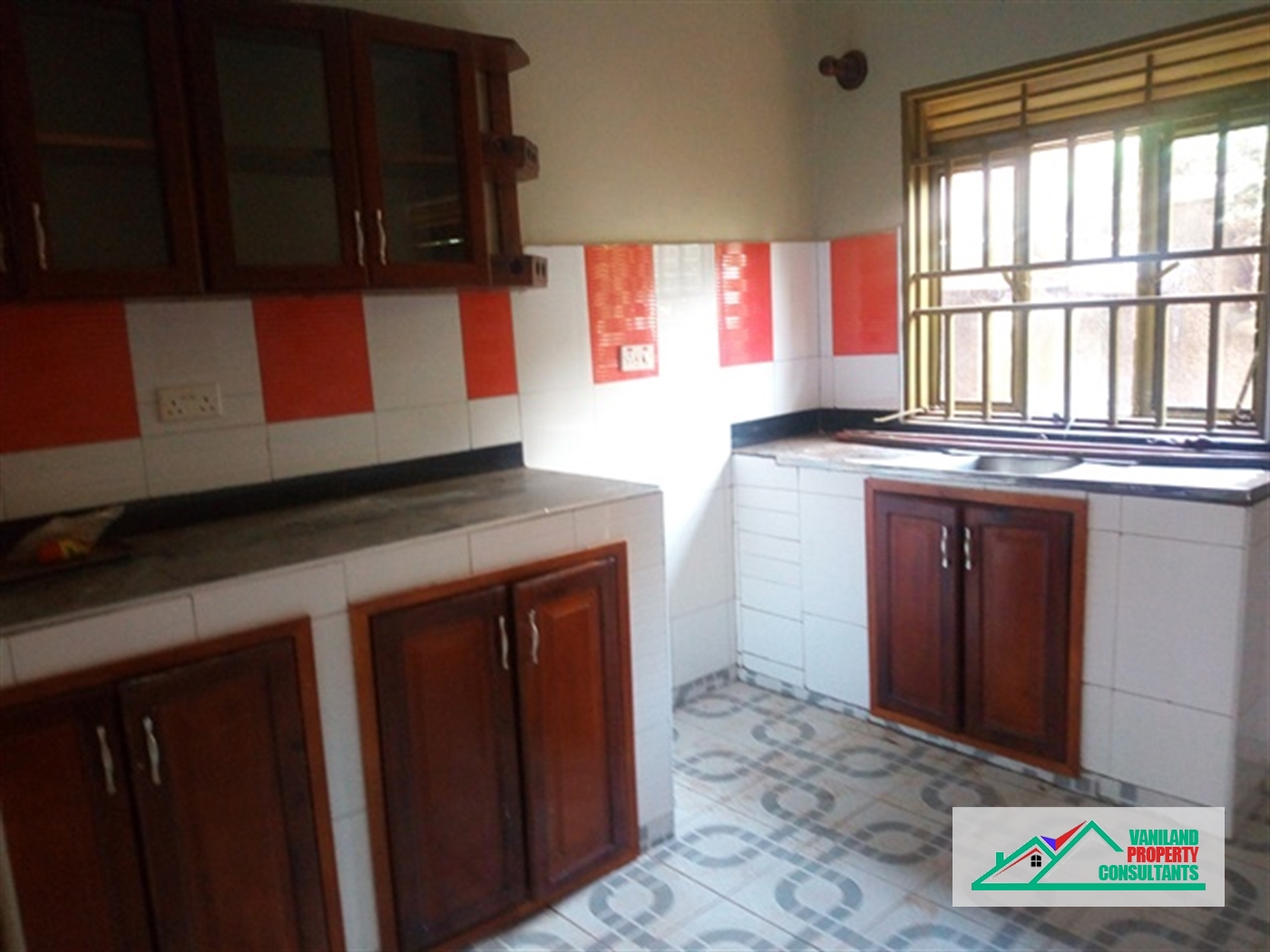 Semi Detached for rent in Kulambilo Kampala