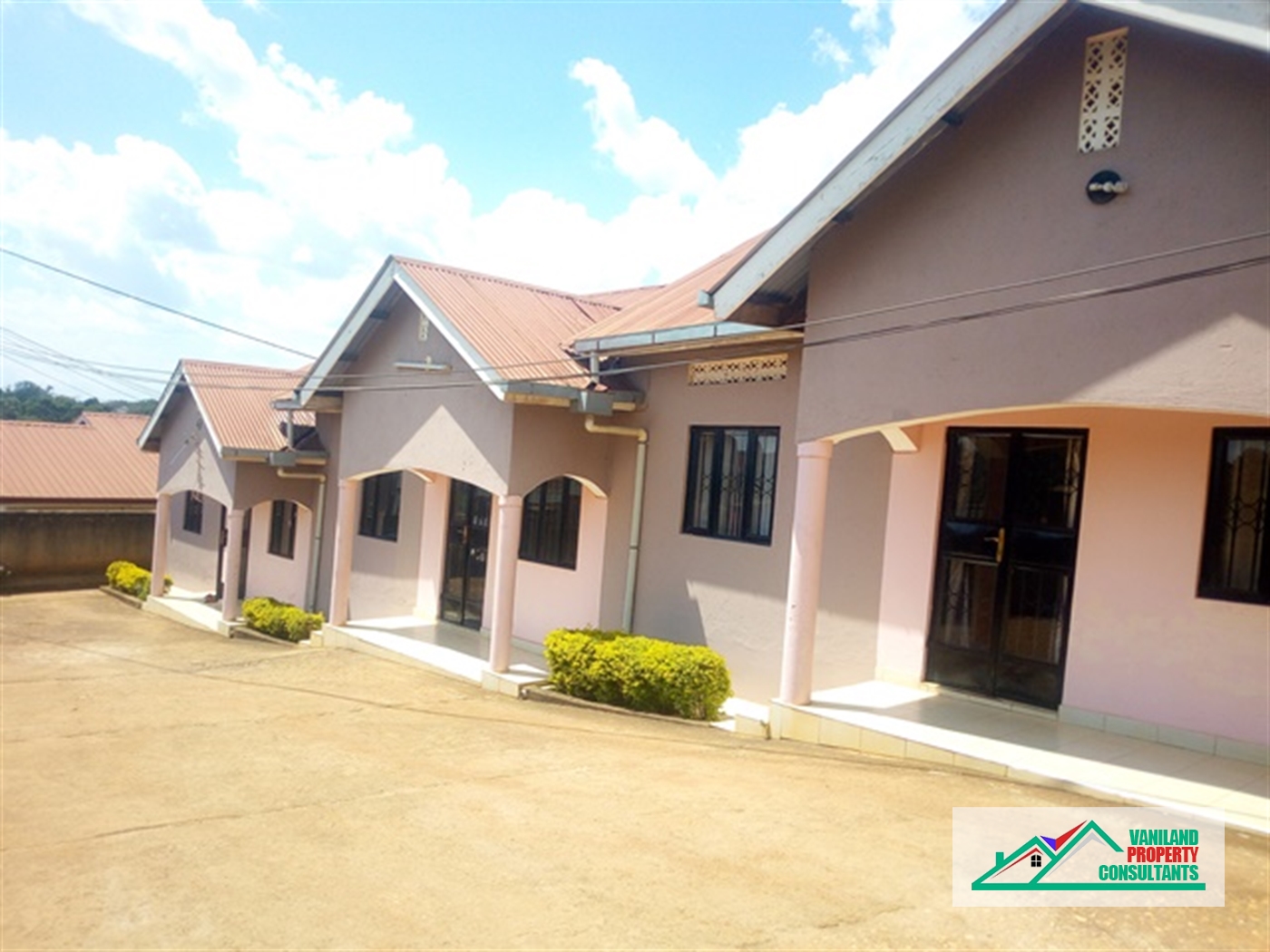 Semi Detached for rent in Bweyogerere Wakiso