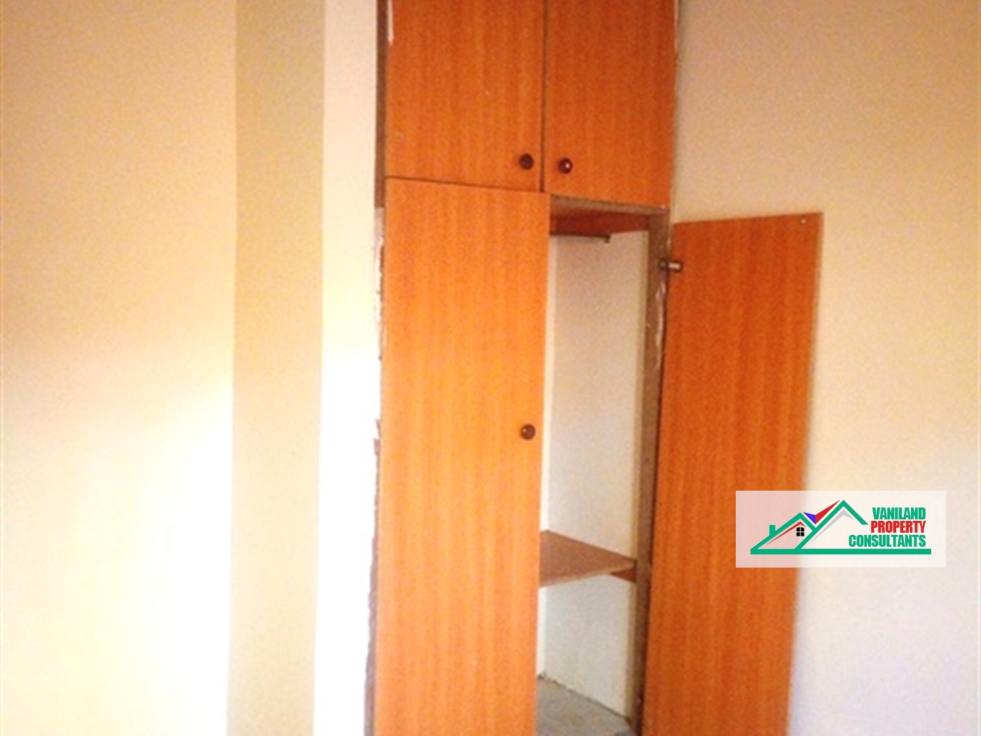 Semi Detached for rent in Kisaasi Kampala