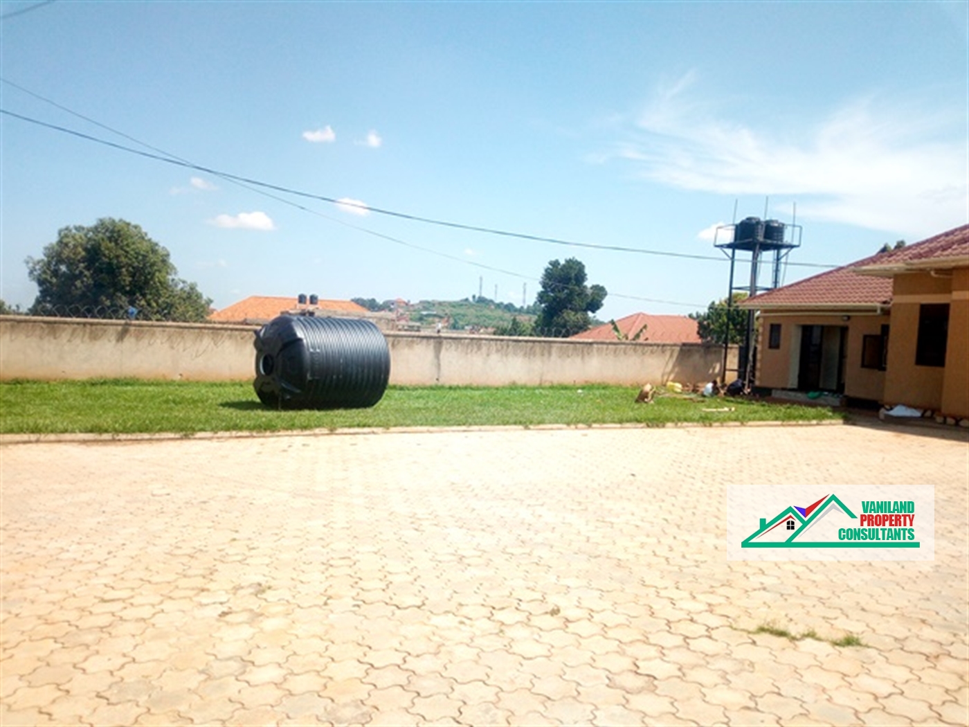 Semi Detached for rent in Kisaasi Kampala