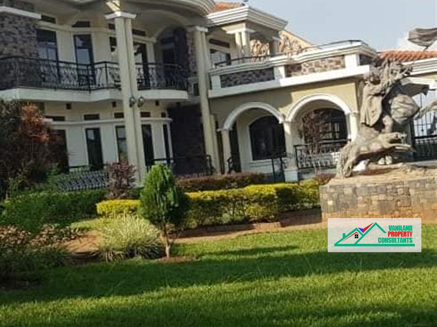 Mansion for sale in Bwebajja Kampala