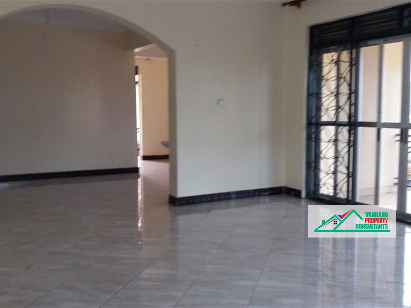 Bungalow for rent in Bukoto Kampala