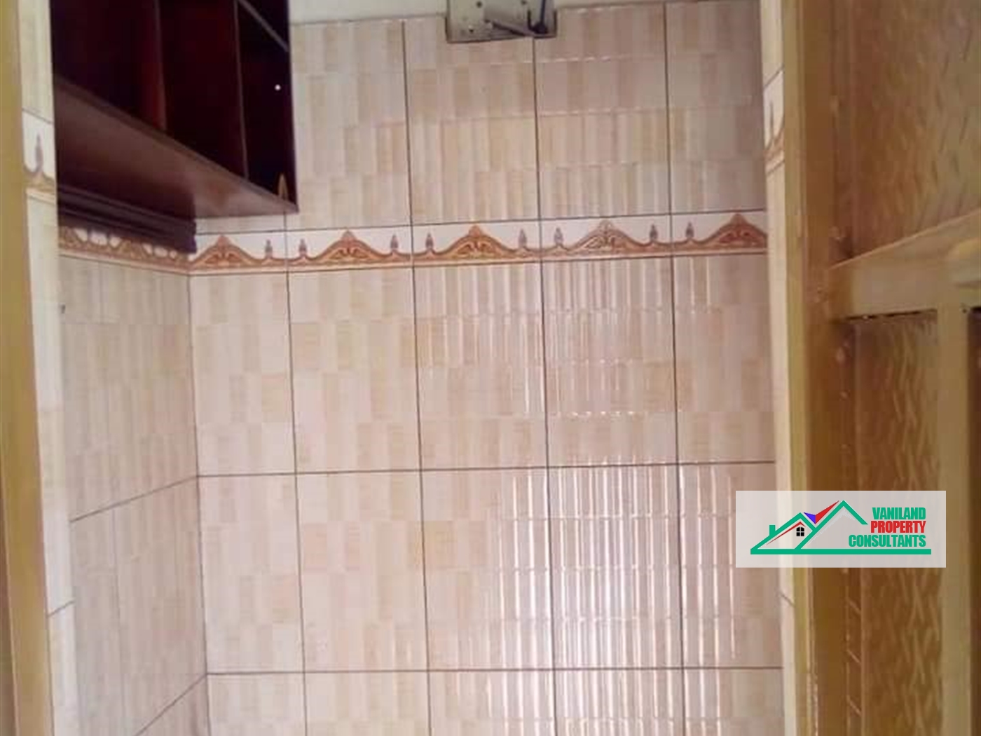 Semi Detached for rent in Mpererwe Kampala