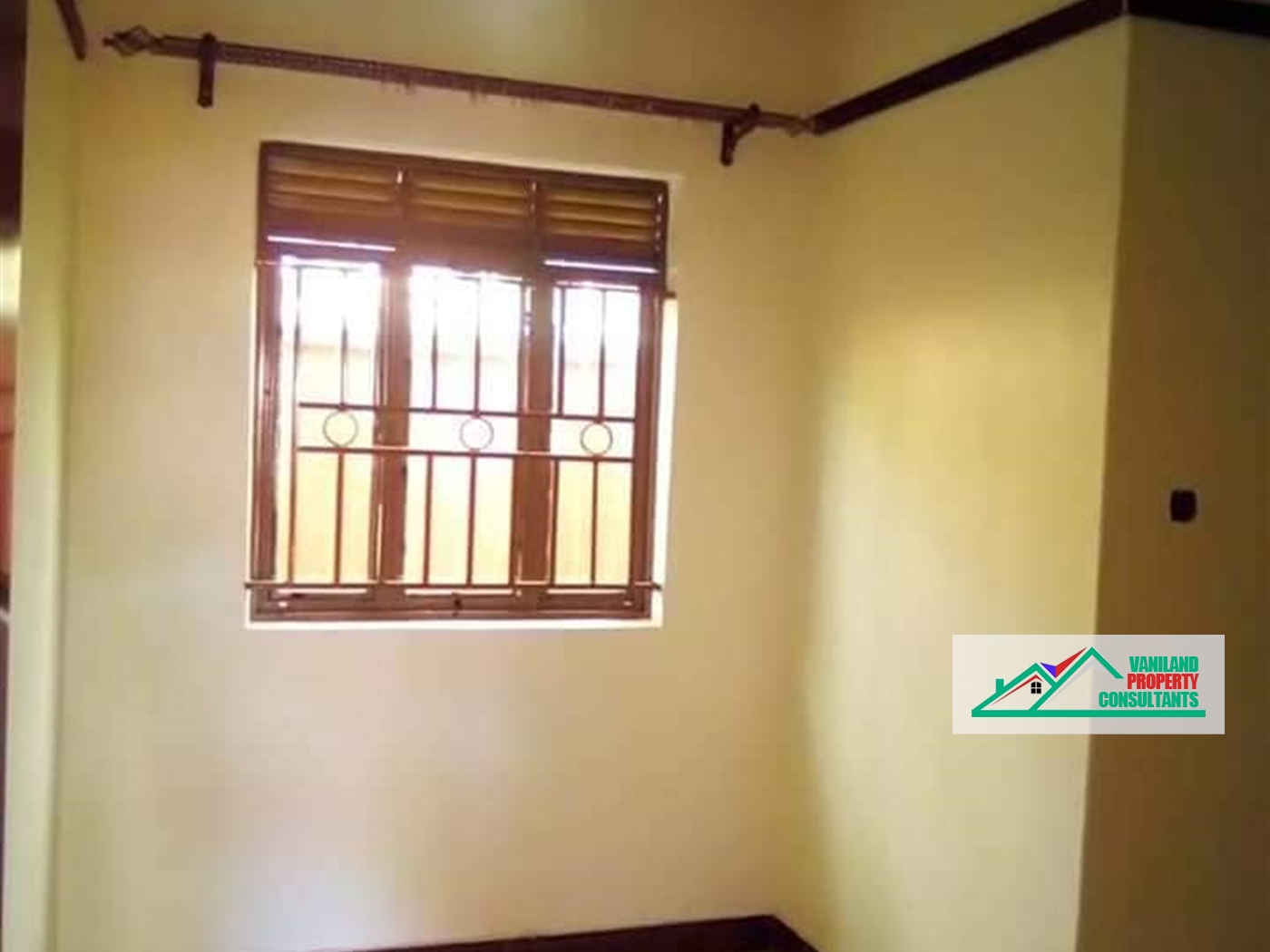 Semi Detached for rent in Mpererwe Kampala