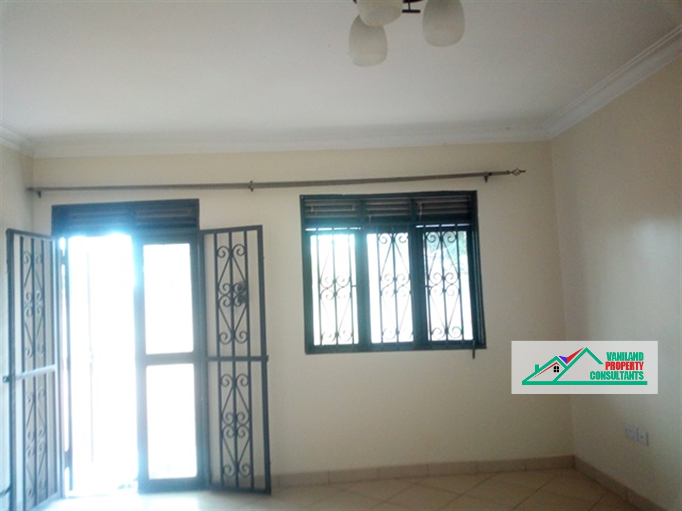 Semi Detached for rent in Kisaasi Kampala