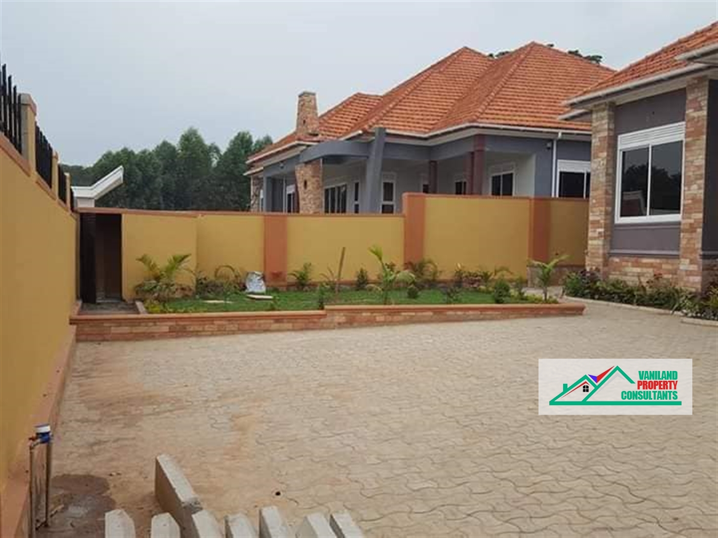 Bungalow for sale in Kira Wakiso