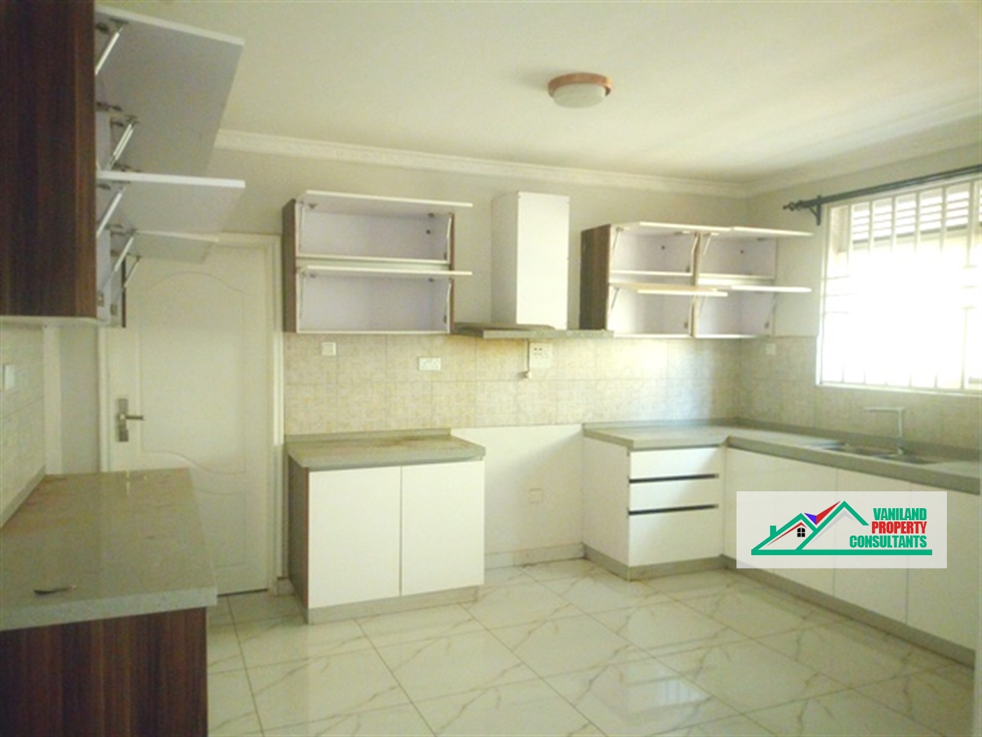 Duplex for rent in Naguru Kampala