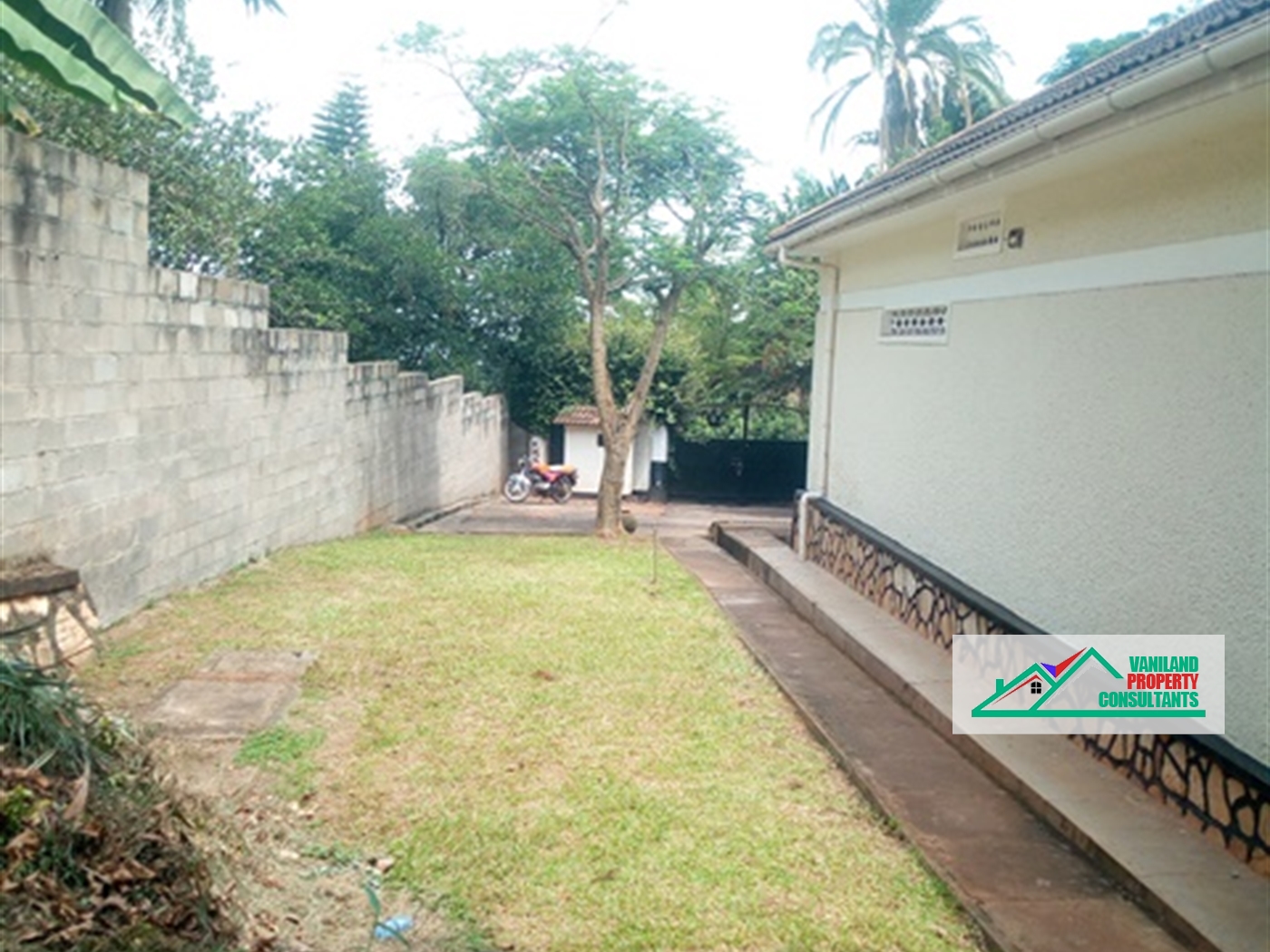 Bungalow for rent in Naguru Kampala