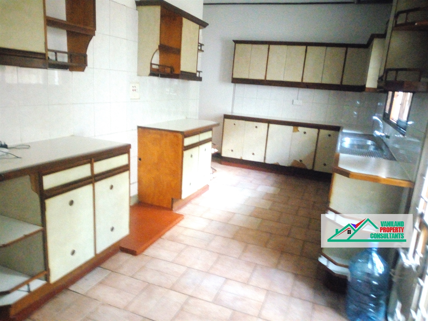 Bungalow for rent in Naguru Kampala