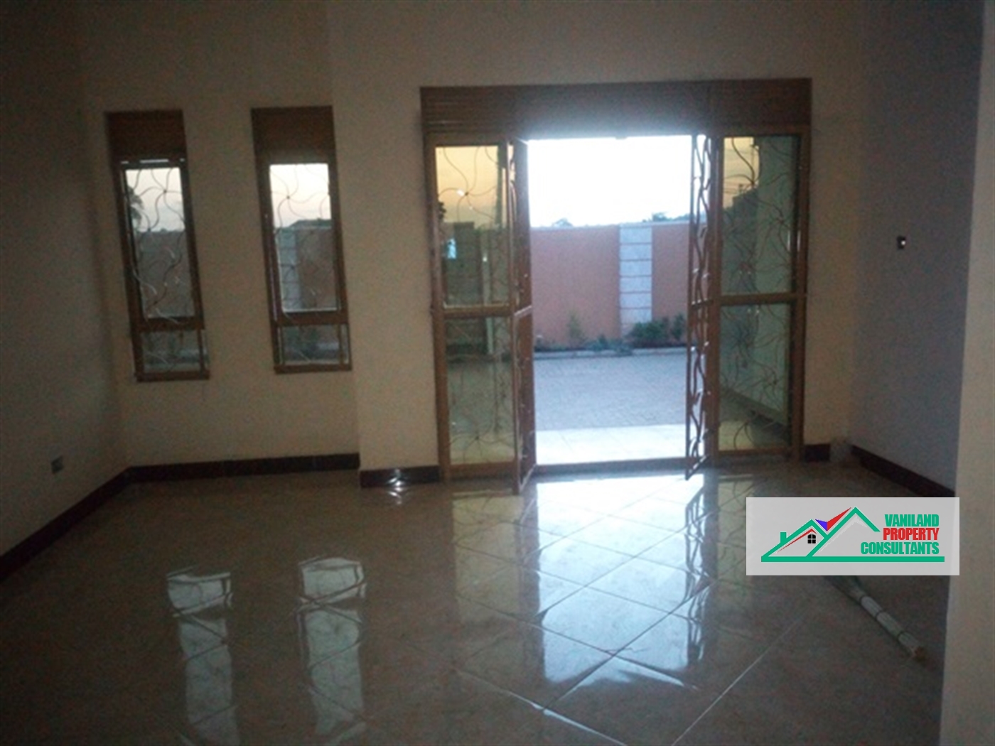 Semi Detached for rent in Kisaasi Kampala