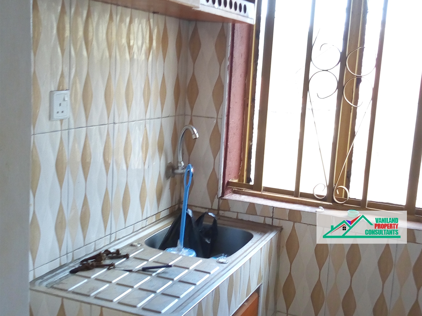 Semi Detached for rent in Kisaasi Kampala