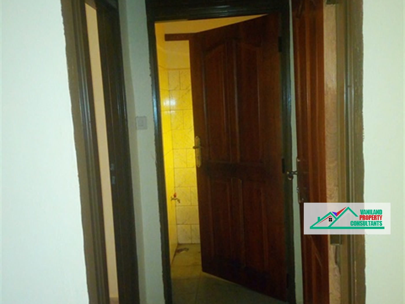 Semi Detached for rent in Bweyogerere Wakiso