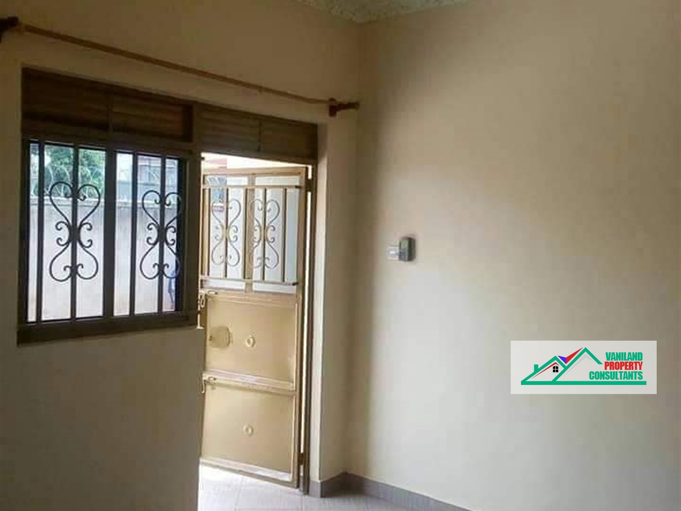 Semi Detached for rent in Mpererwe Kampala