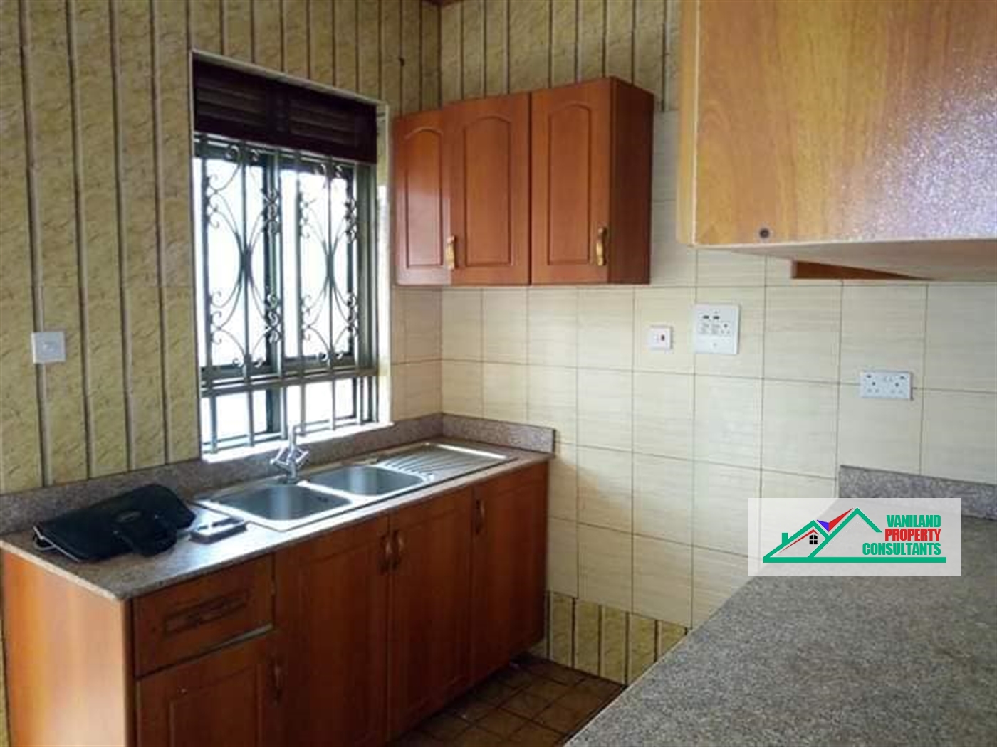 Apartment for rent in Bweyogerere Mukono