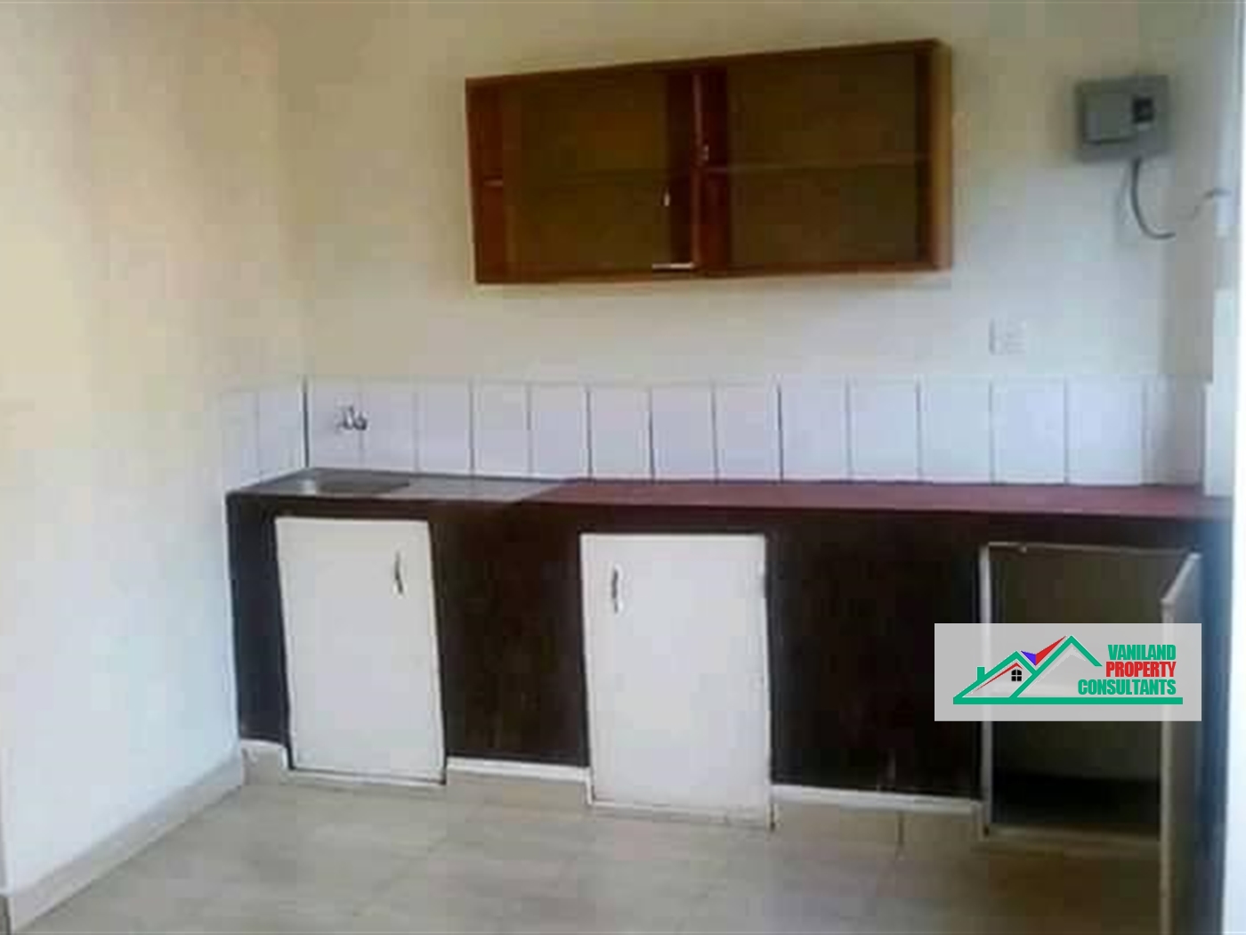 Semi Detached for rent in Luzira Kampala