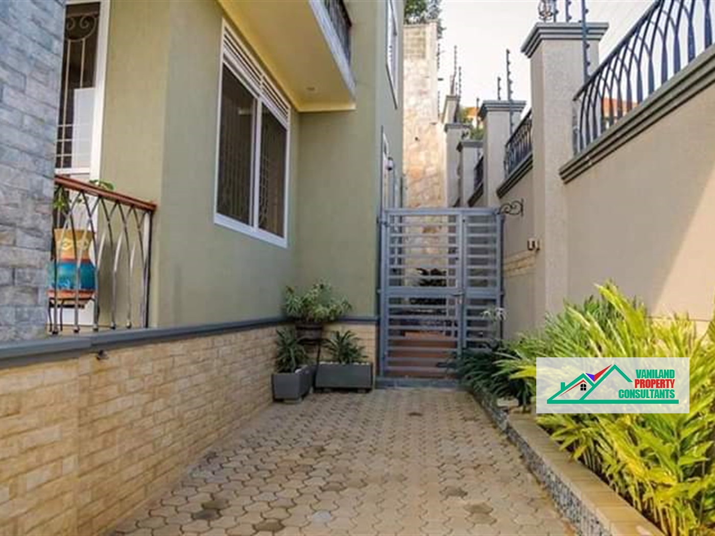 Mansion for sale in Buziga Kampala