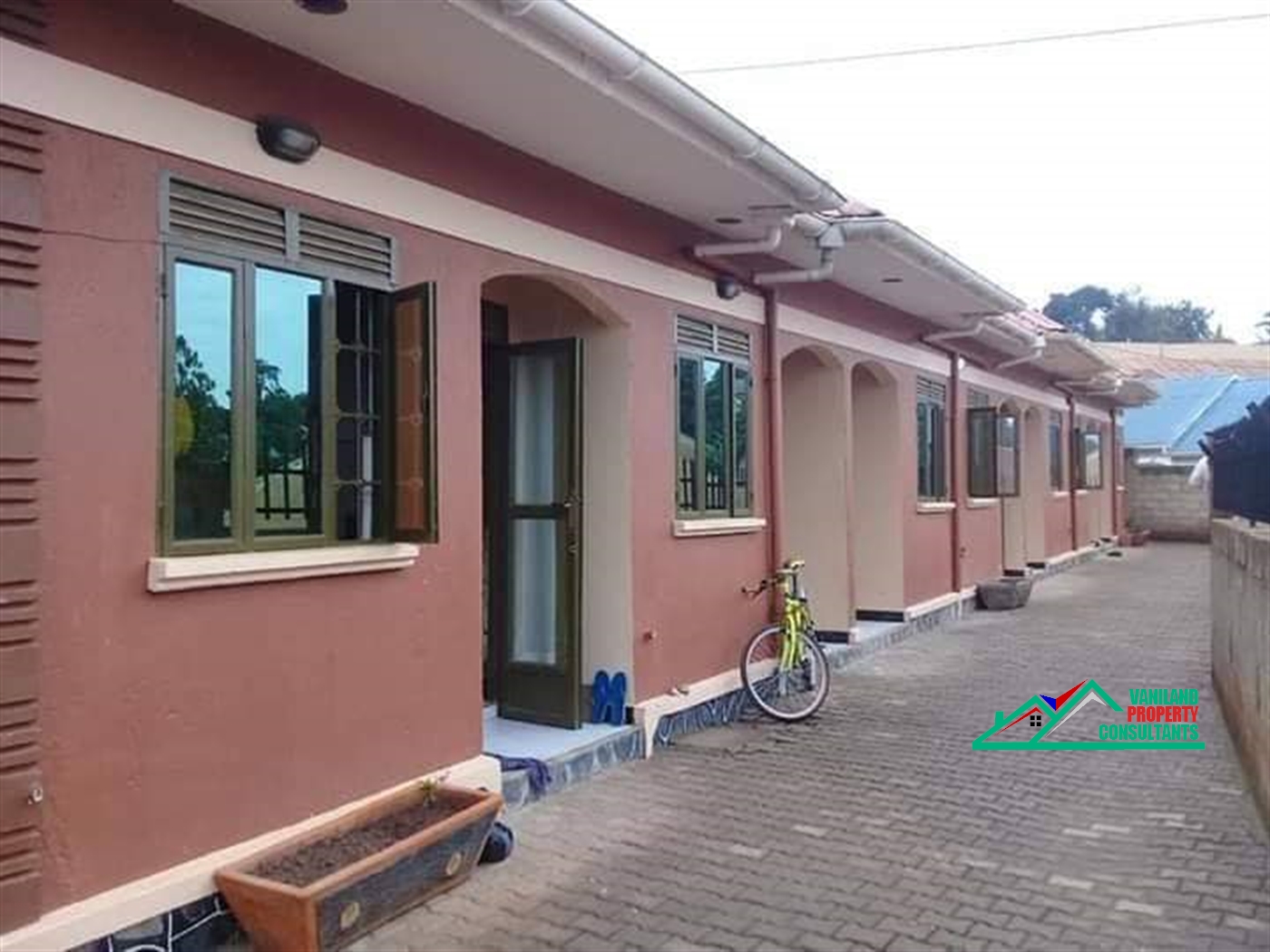 Semi Detached for rent in Mpererwe Kampala