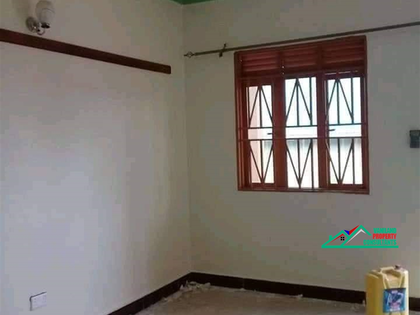 Semi Detached for rent in Mpererwe Kampala