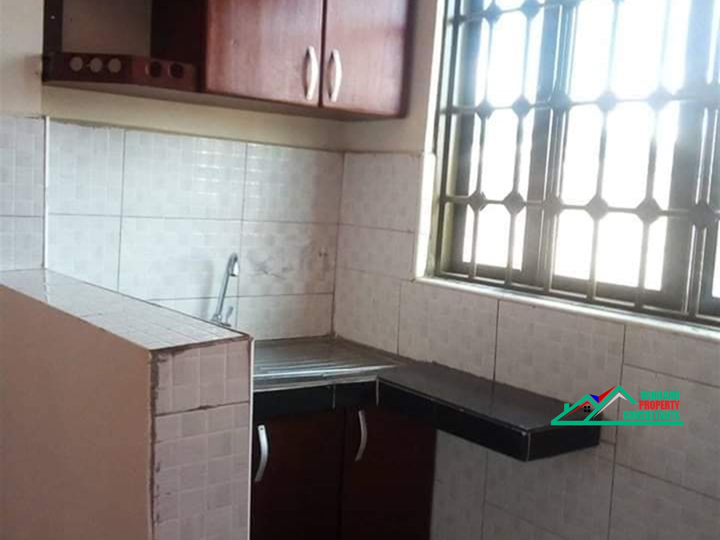 Semi Detached for rent in Mpererwe Kampala