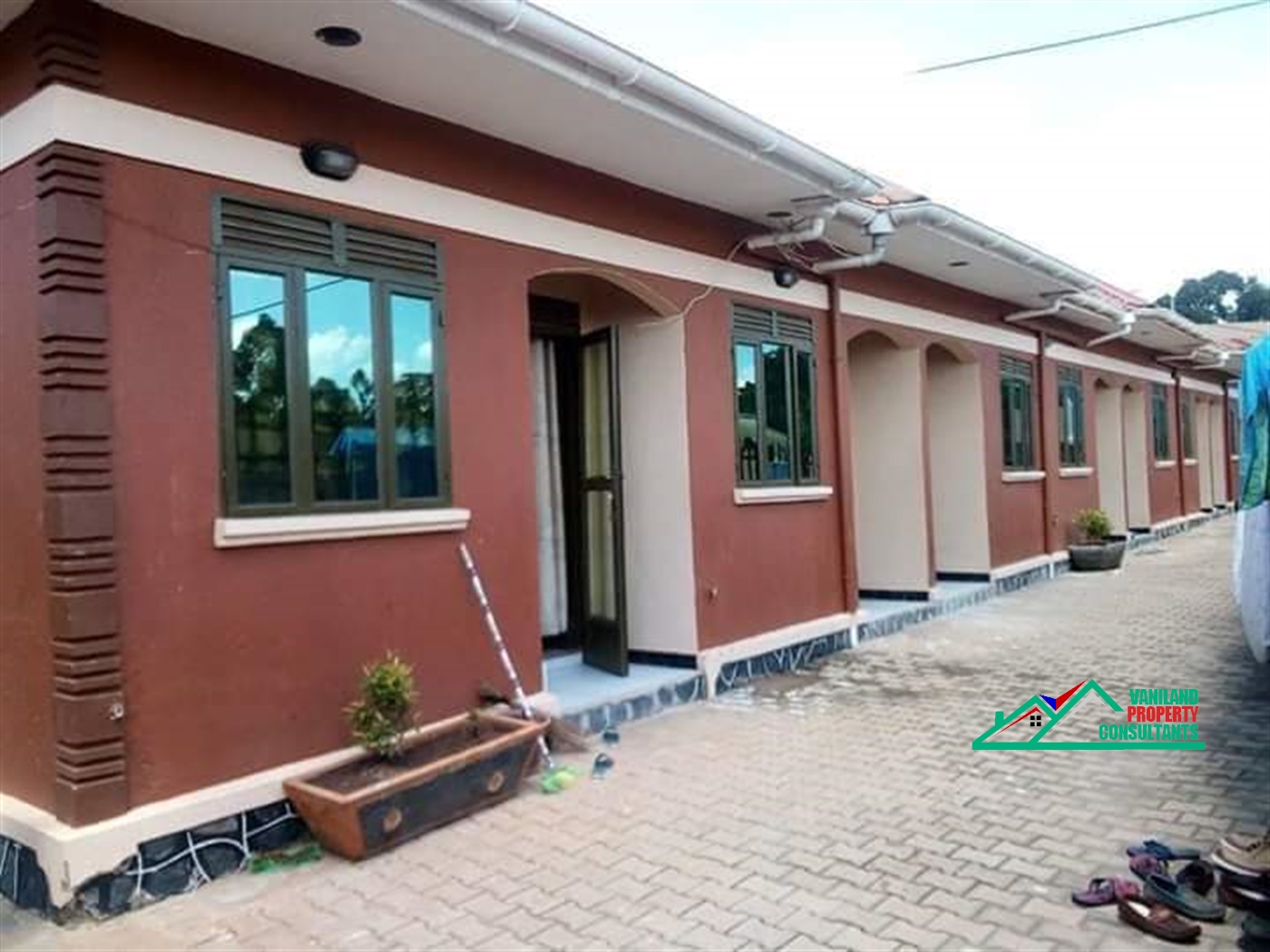 Semi Detached for rent in Mpererwe Kampala