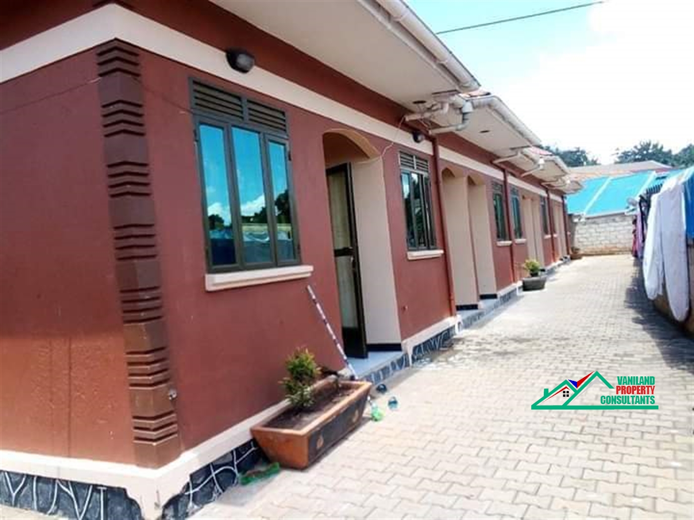 Semi Detached for rent in Mpererwe Kampala