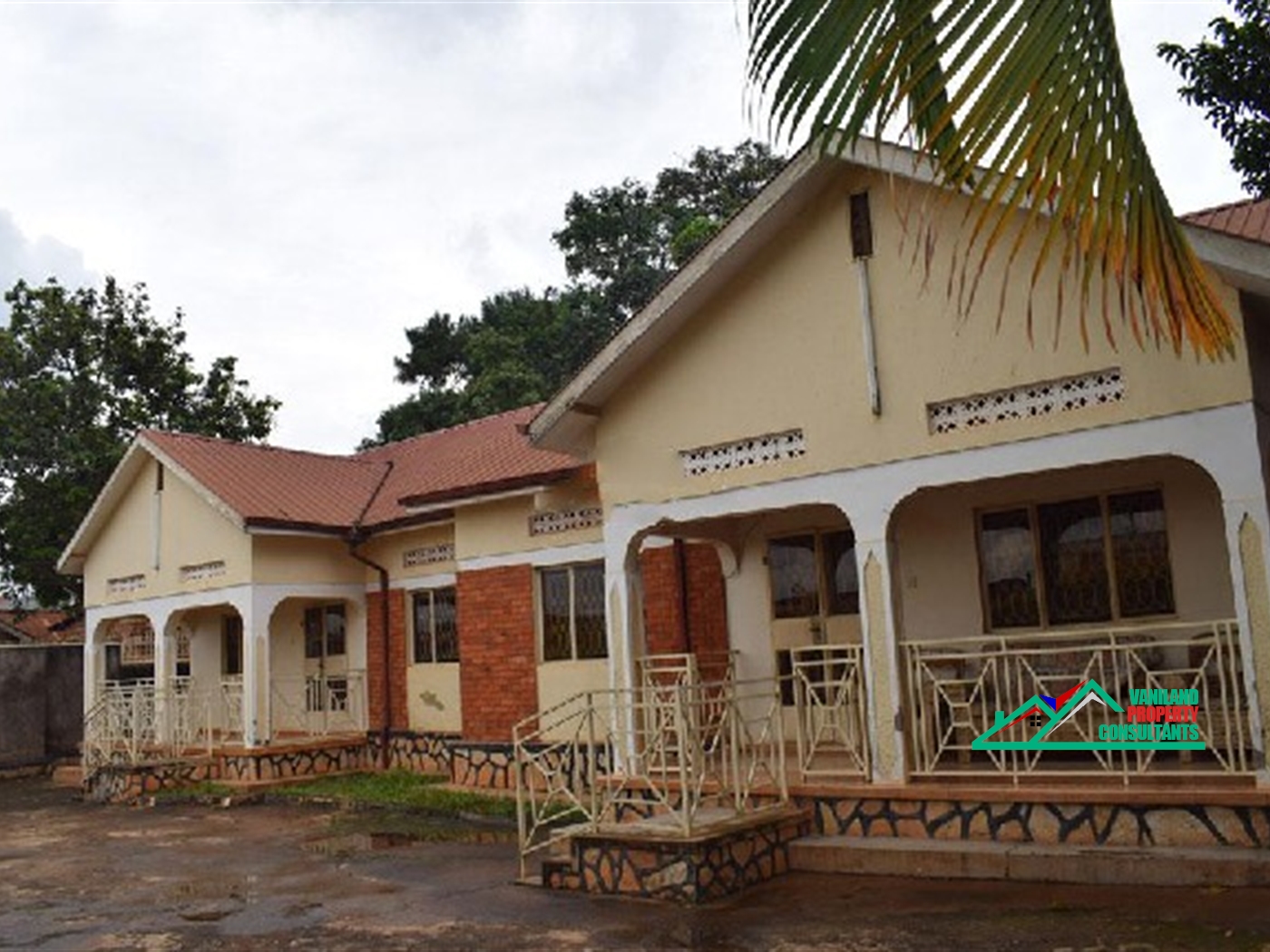 Semi Detached for sale in Mulago Kampala
