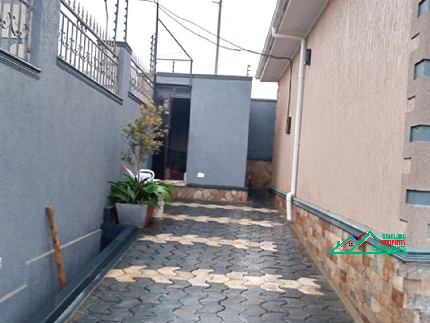 Semi Detached for rent in Kira Wakiso