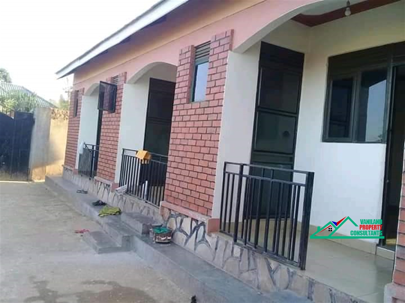 Semi Detached for rent in Mpererwe Kampala