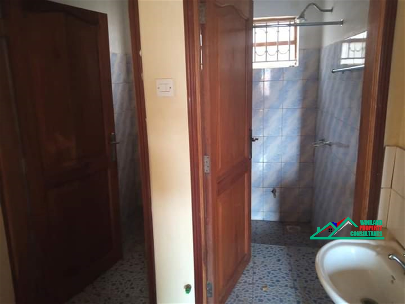 Semi Detached for rent in Seeta Mukono