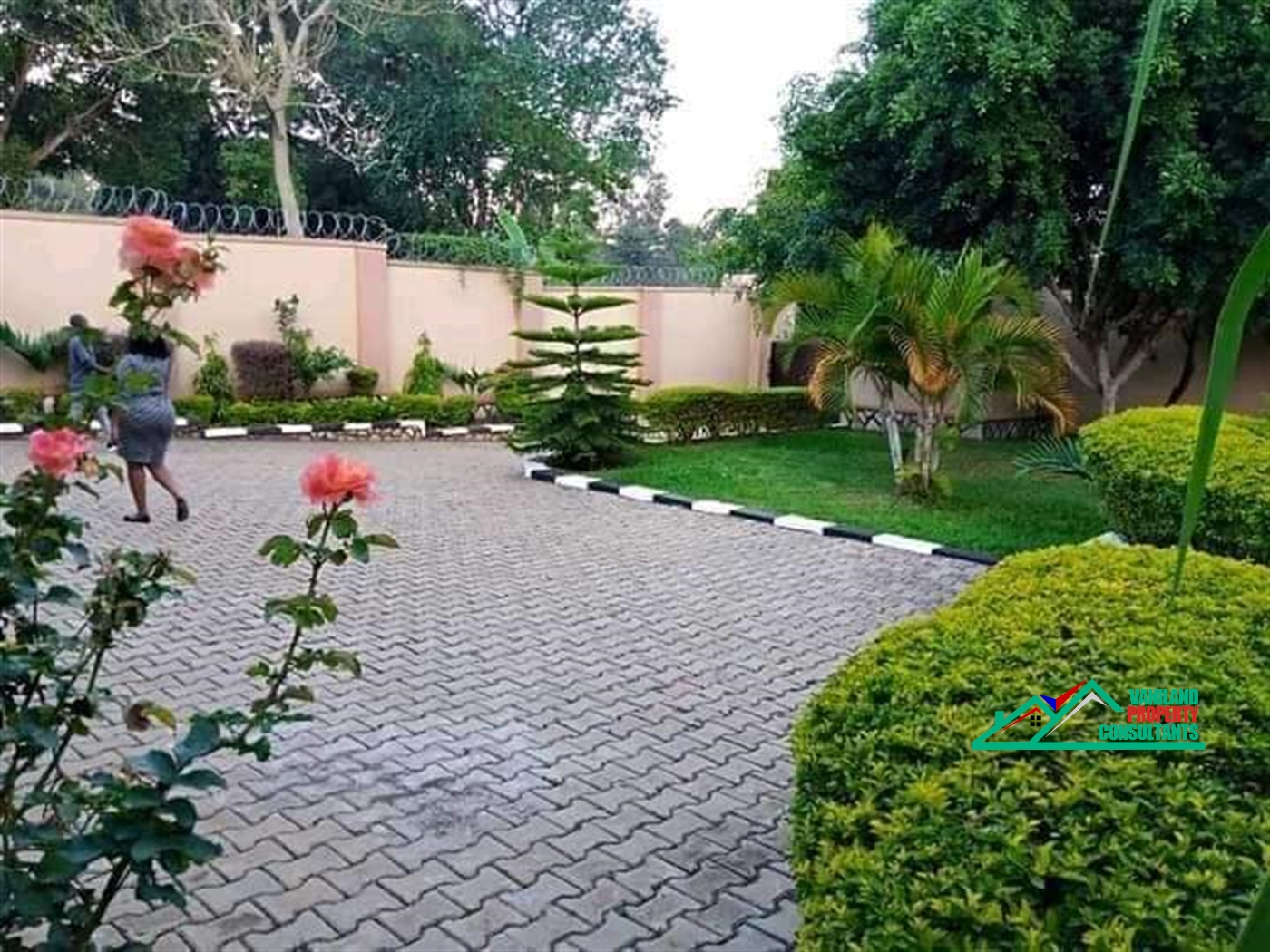 Bungalow for sale in Namugongo Wakiso