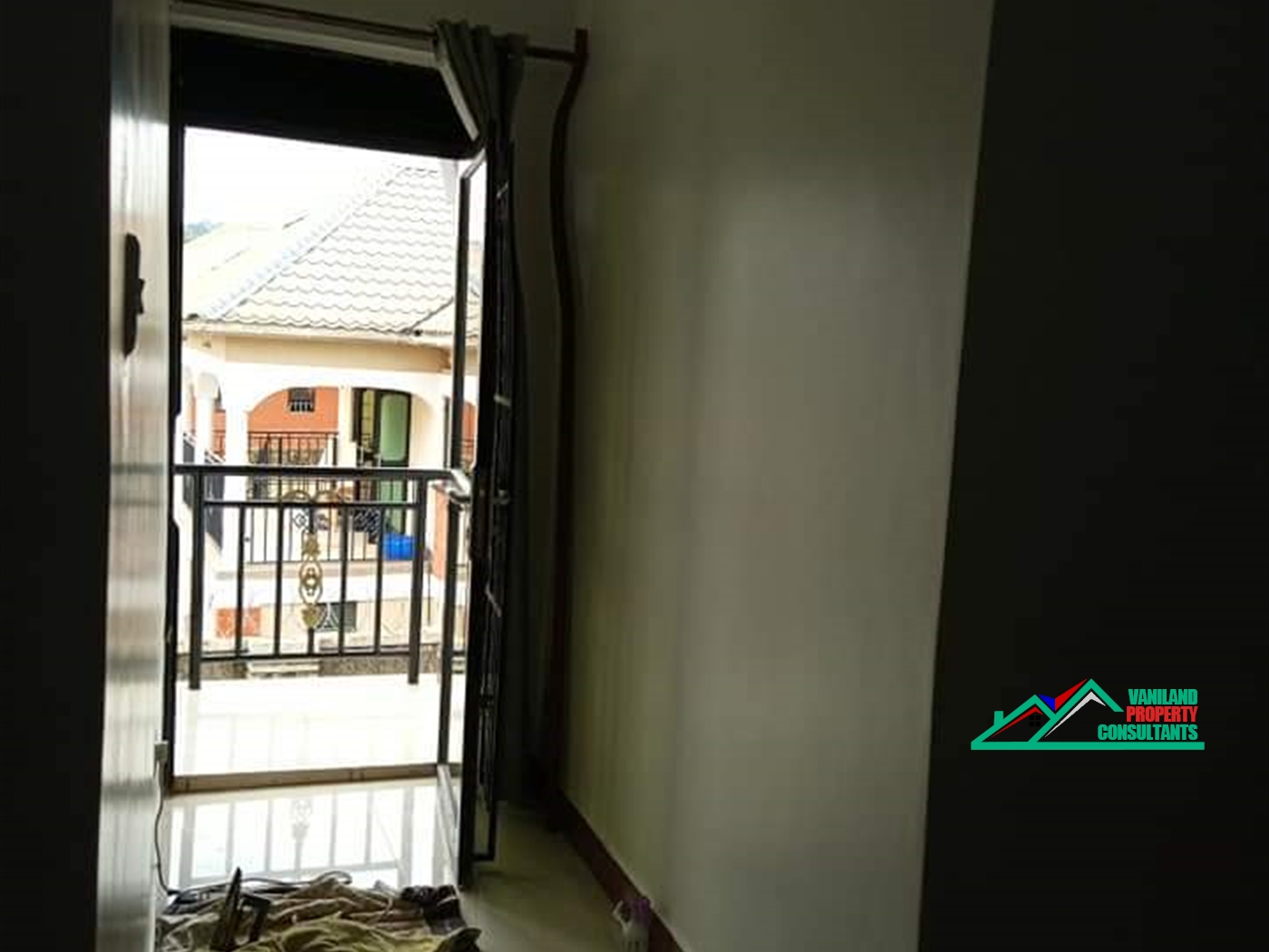 Storeyed house for sale in Kitende Wakiso