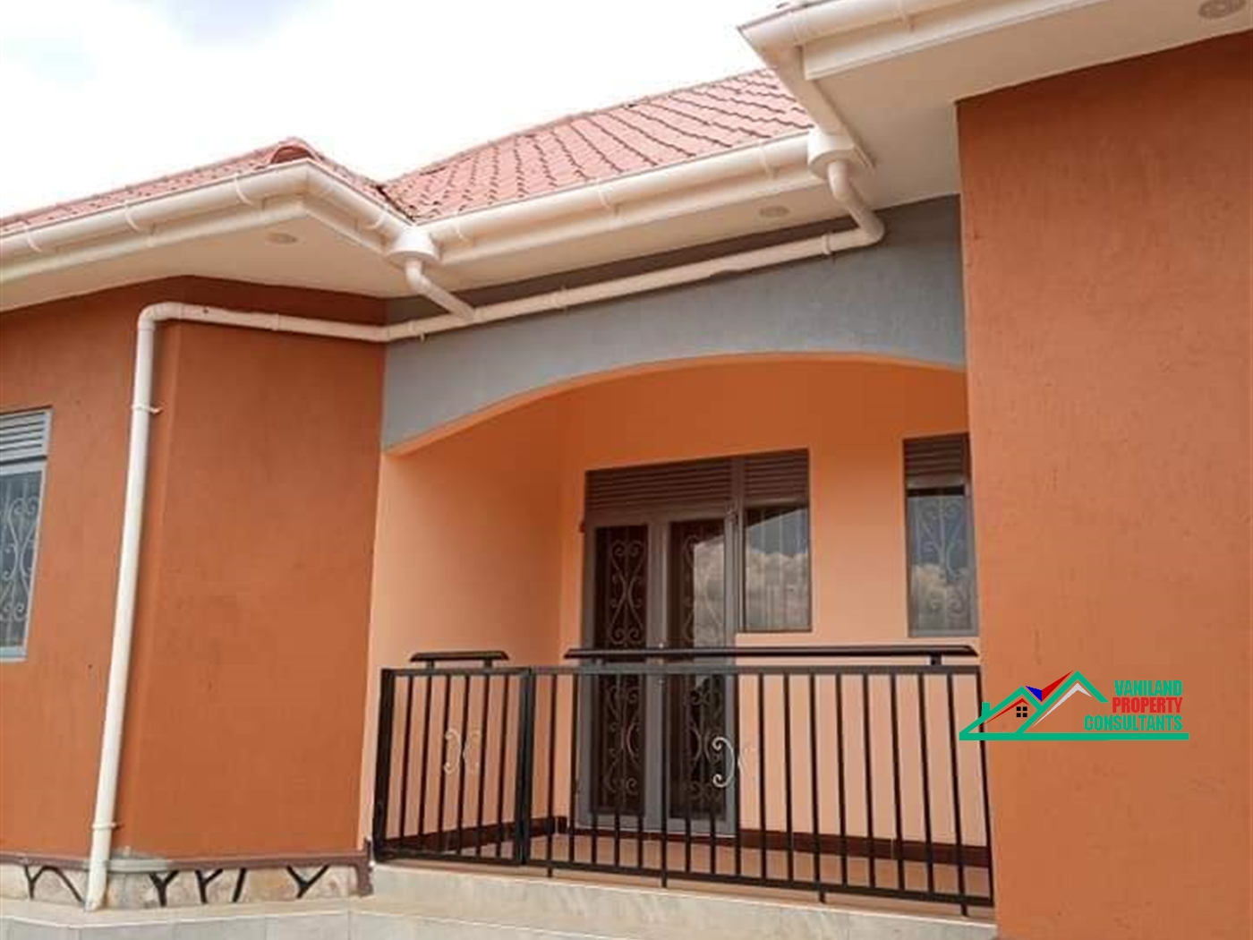 Semi Detached for rent in Mpererwe Wakiso