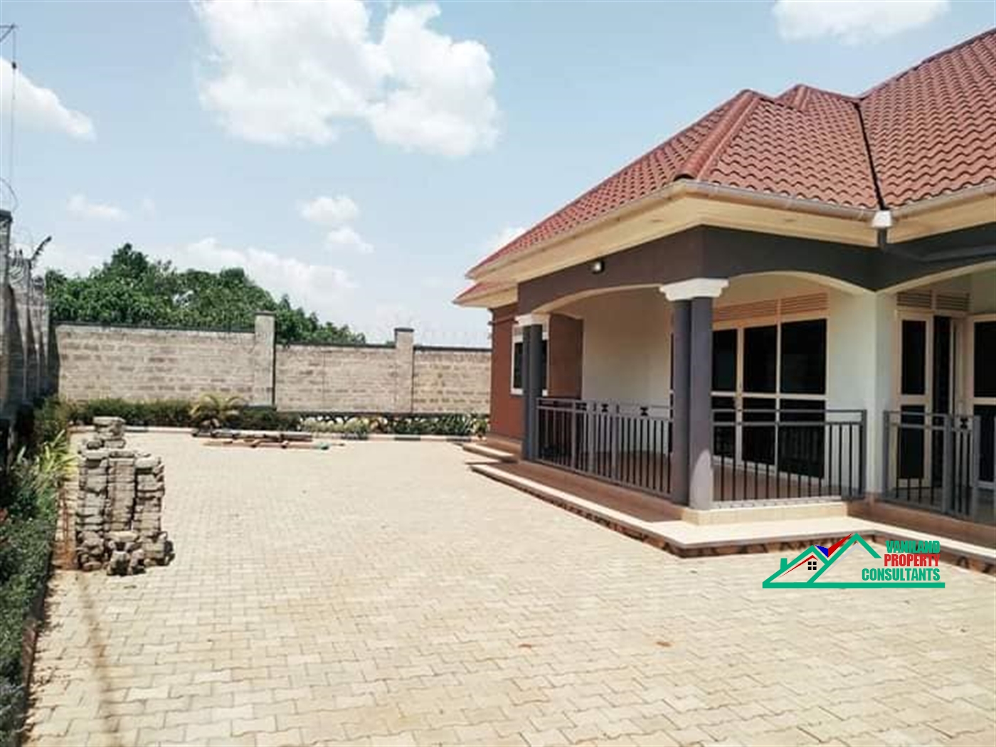 Bungalow for sale in Kimwanyi Wakiso