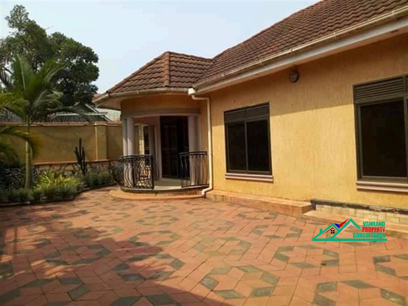 Bungalow for rent in Bukoto Kampala