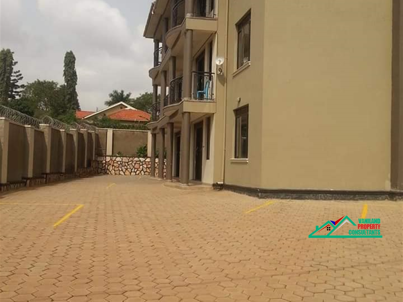 Apartment for rent in Kisaasi Wakiso