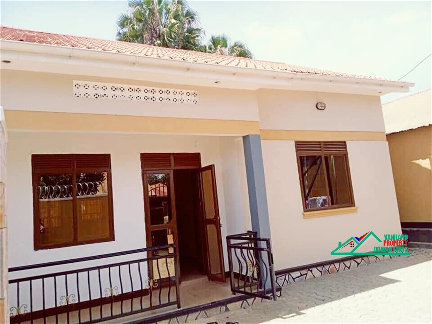 Bungalow for rent in Kiruddu Kampala